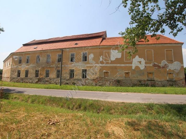 Zámek Dyjákovice