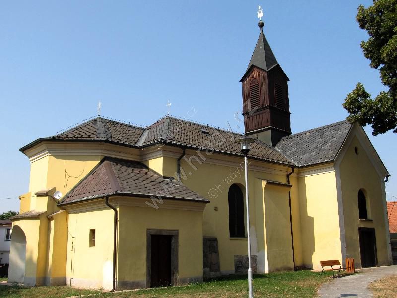 hřbitovní kostel Nejsvětější Trojice se Zubatovskou kaplí