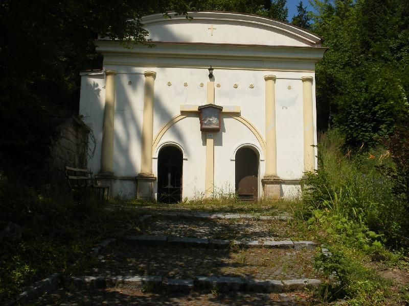 kaple Božího hrobu a křížová cesta