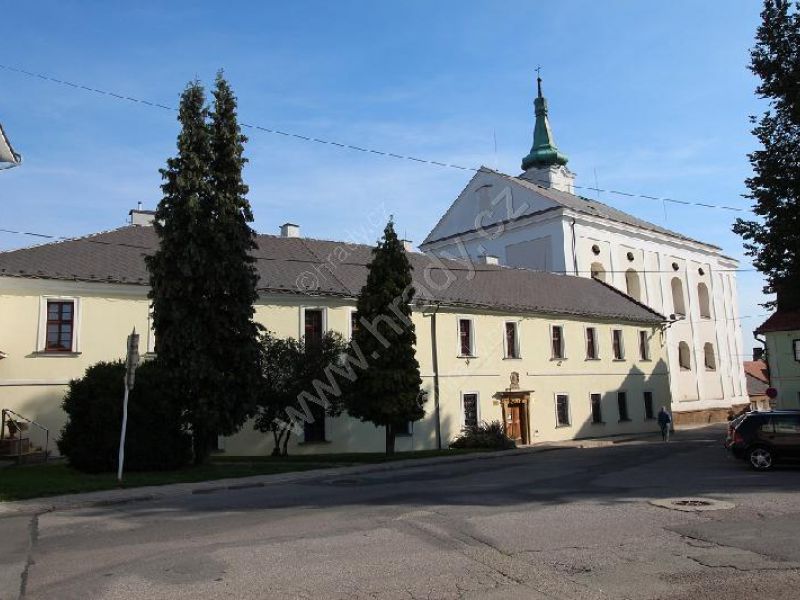 klášter augustiniánů s kostelem Nanebevzetí Panny Marie