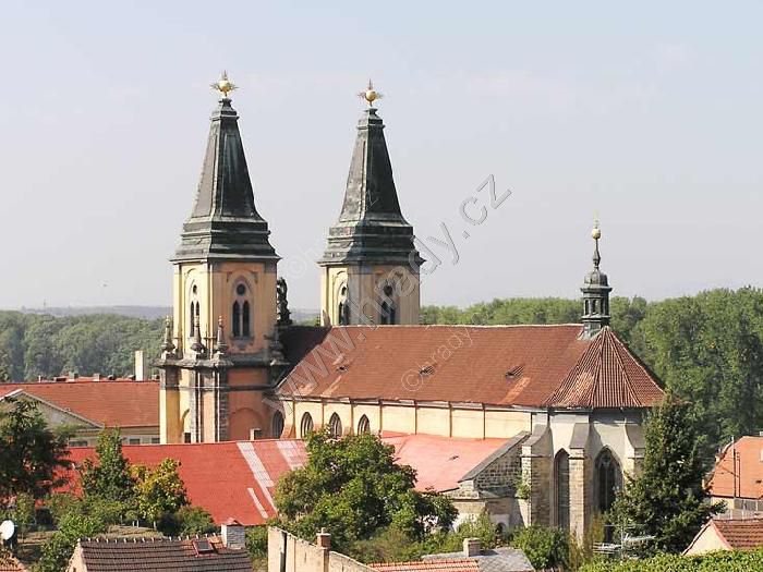 klášter augustiniánů s kostelem Narození Panny Marie