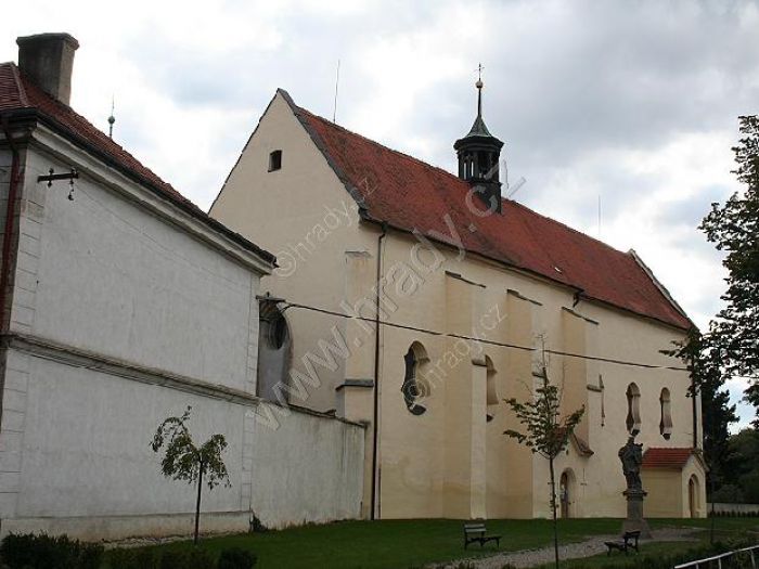 klášter augustiniánů s kostelem sv. Vavřince