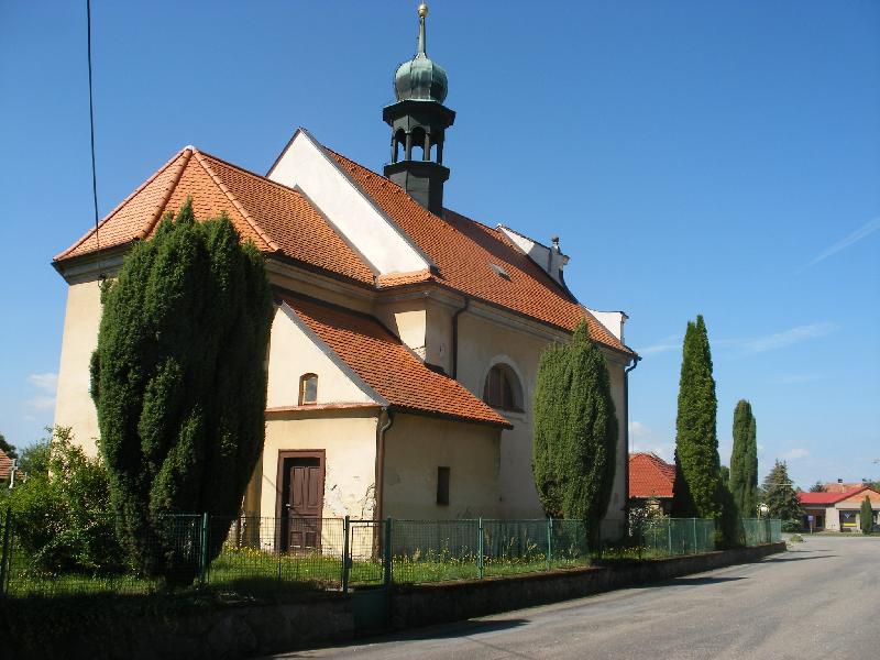 kostel sv. Jiljí se zvonicí