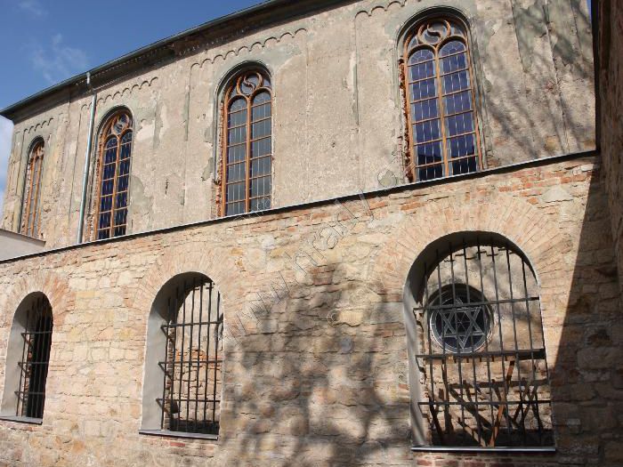 Stará a Výpomocná synagoga