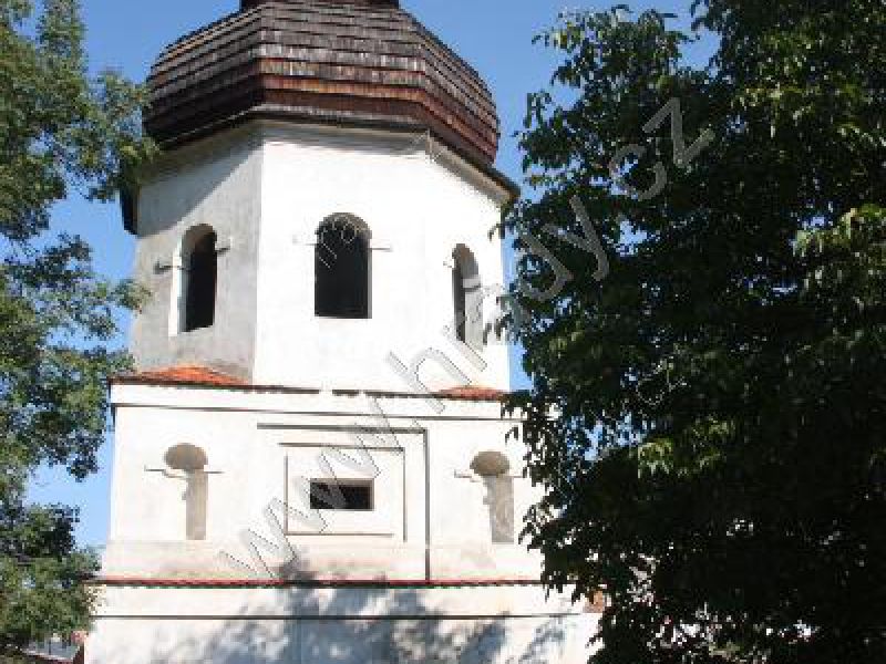 zvonice u kostela sv. Barbory