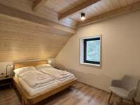 Pokoj č. 4 - ložnice s manželskou postelí - Krásná