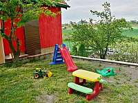 Zázemí pro děti - pronájem chaty Poplze