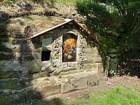 kaple Nejsvětější Trojice - chata k pronajmutí Kunratice - Lipnice
