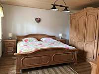1. ložnice (1 manželská postel) - Brtníky