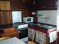 kuchyně - vila ubytování Staré Křečany