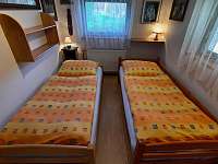 Ložnice 2 - dvě postele, skříň - Tatobity