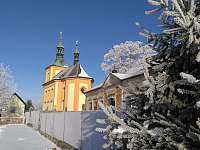 Náš kostelíček v zimě - Tatobity