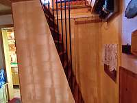 schody do ložnice - Rovensko pod Troskami