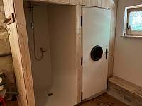 Sprcha sauna - chalupa k pronajmutí Turnov - Bukovina