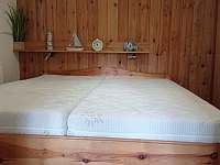 letos pořízeny nové matrace - chalupa ubytování Kobyly