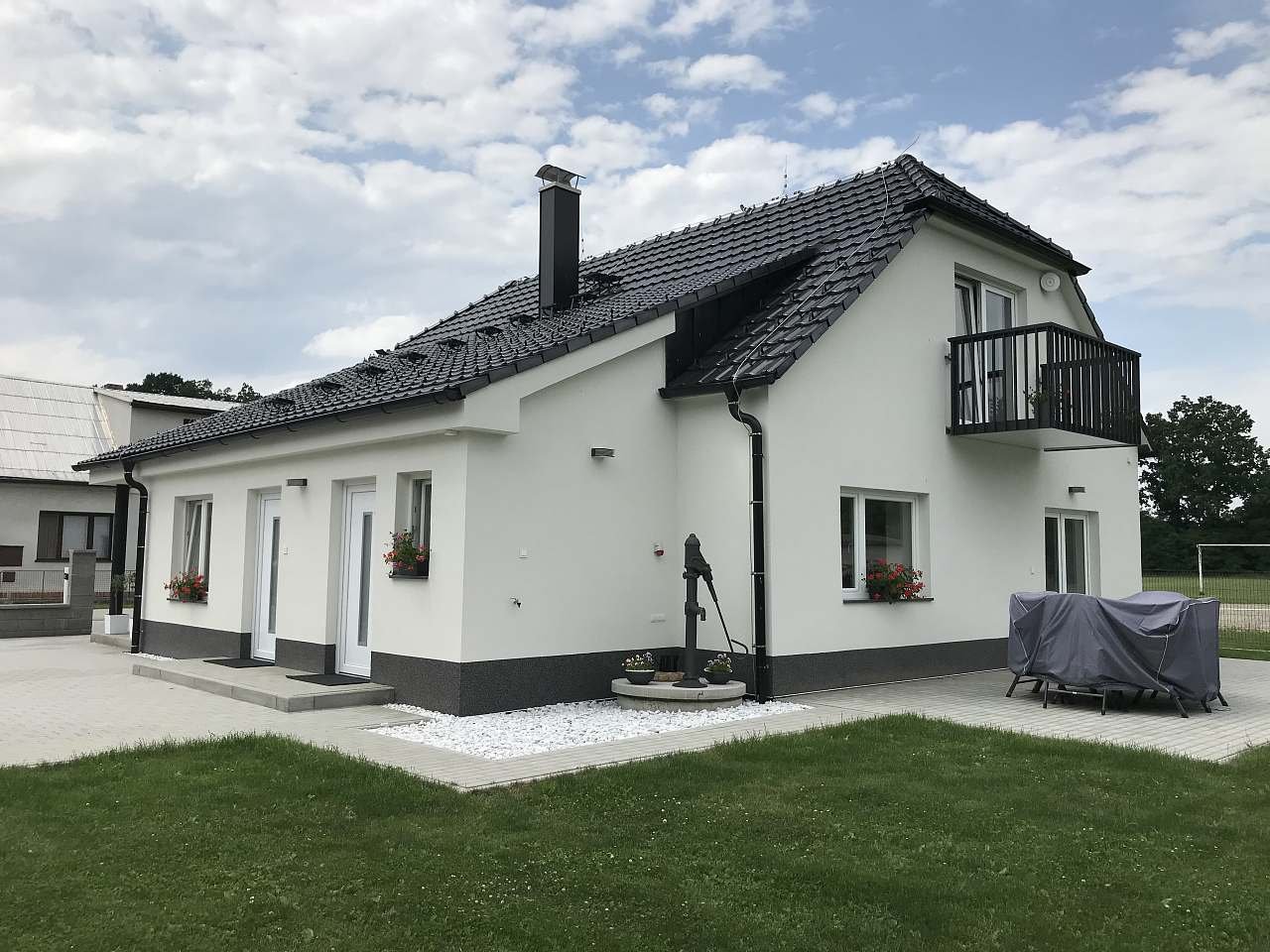 Apartmány CHANELITA - východní pohled - ze zahrady