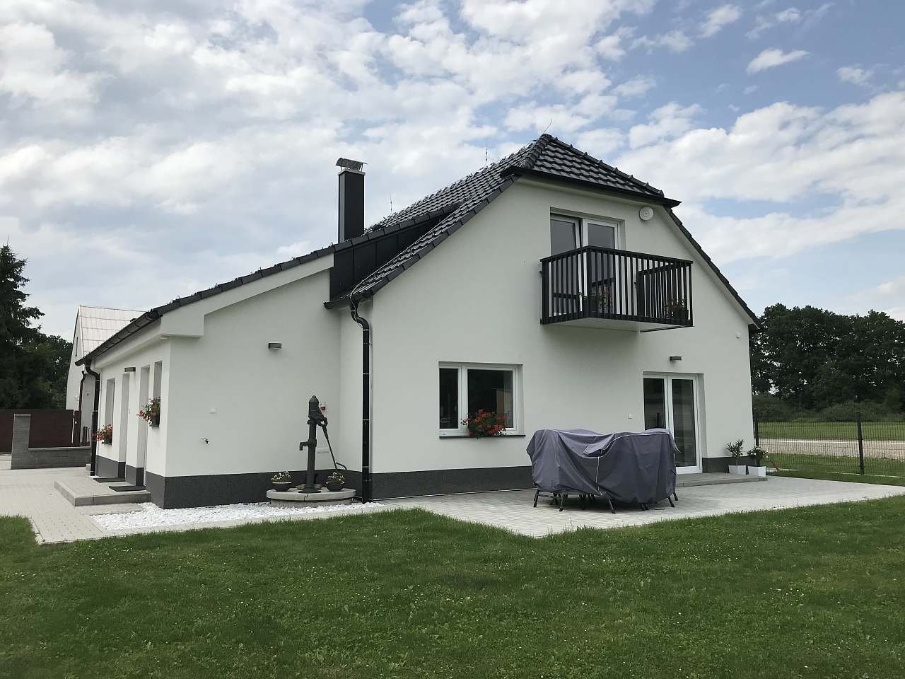 Apartmány CHANELITA - východní pohled - ze zahrady