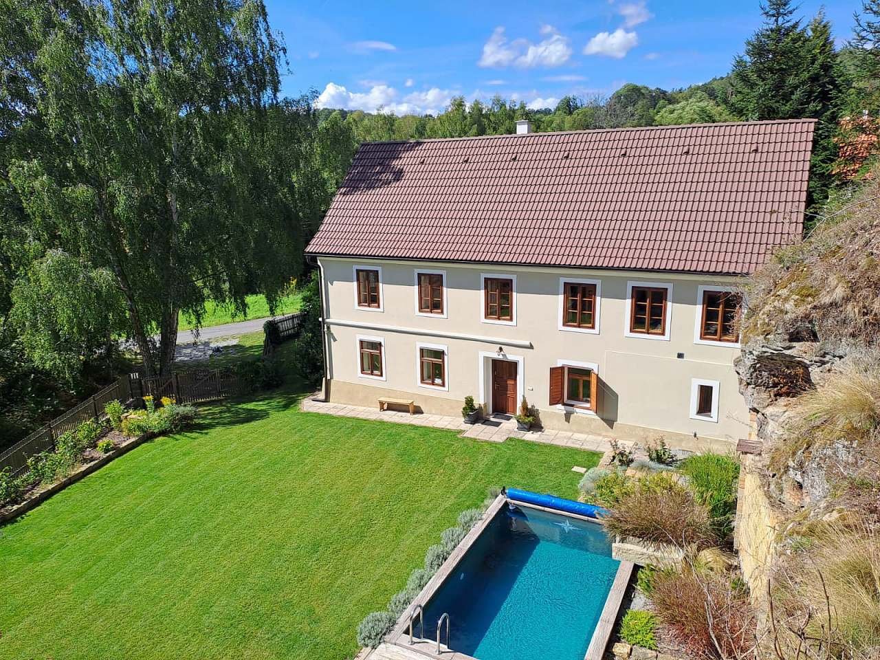 Chalupa Zátyní - Okolí Prahy