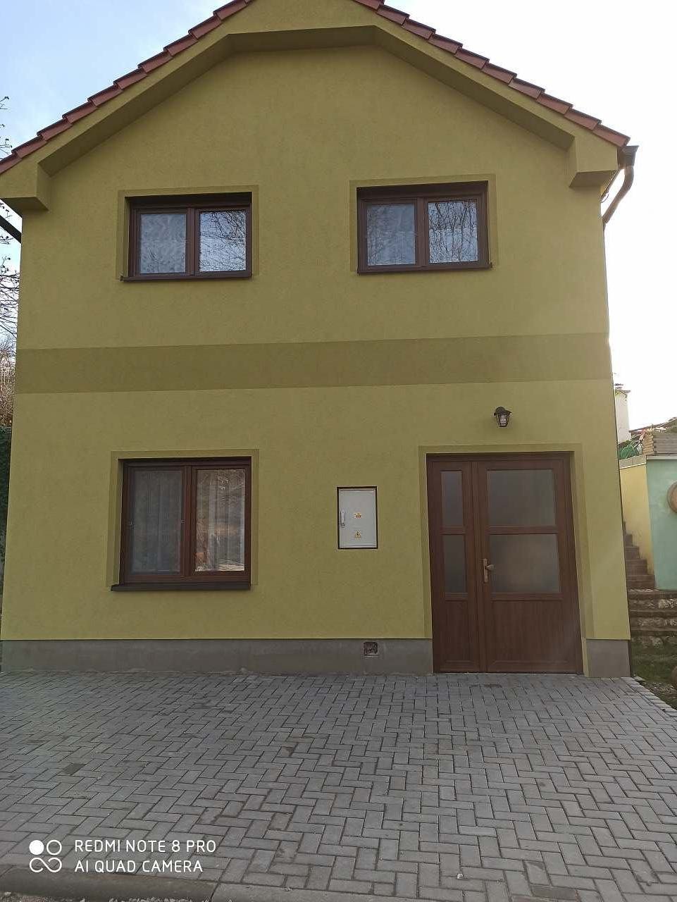 Chalupa s vinným sklepem