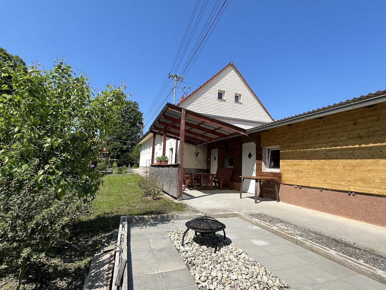 Chalupa u Čížků - Ohniště a pergola