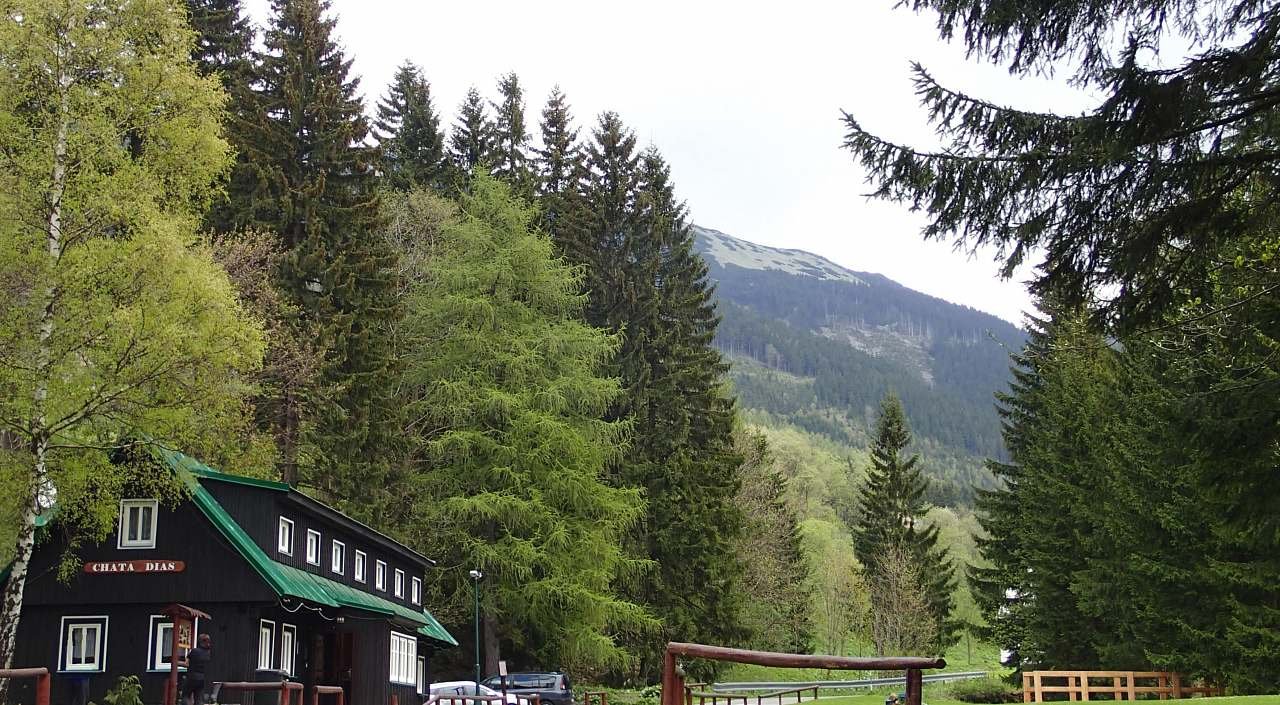 Chata DIAS pod Kozími hřbety