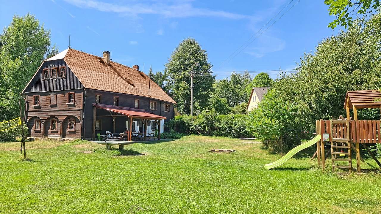 chata k pronájmu - Sloup v Čechách