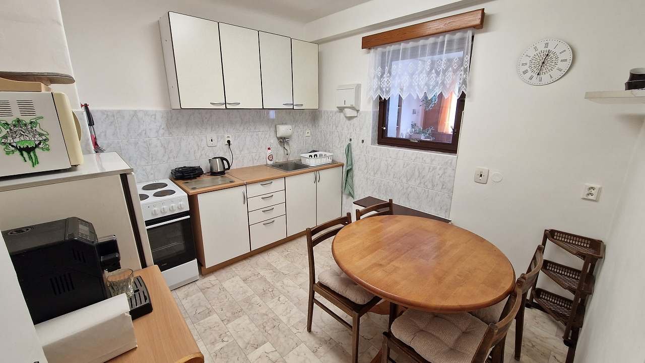 Chata Mája - kuchyně