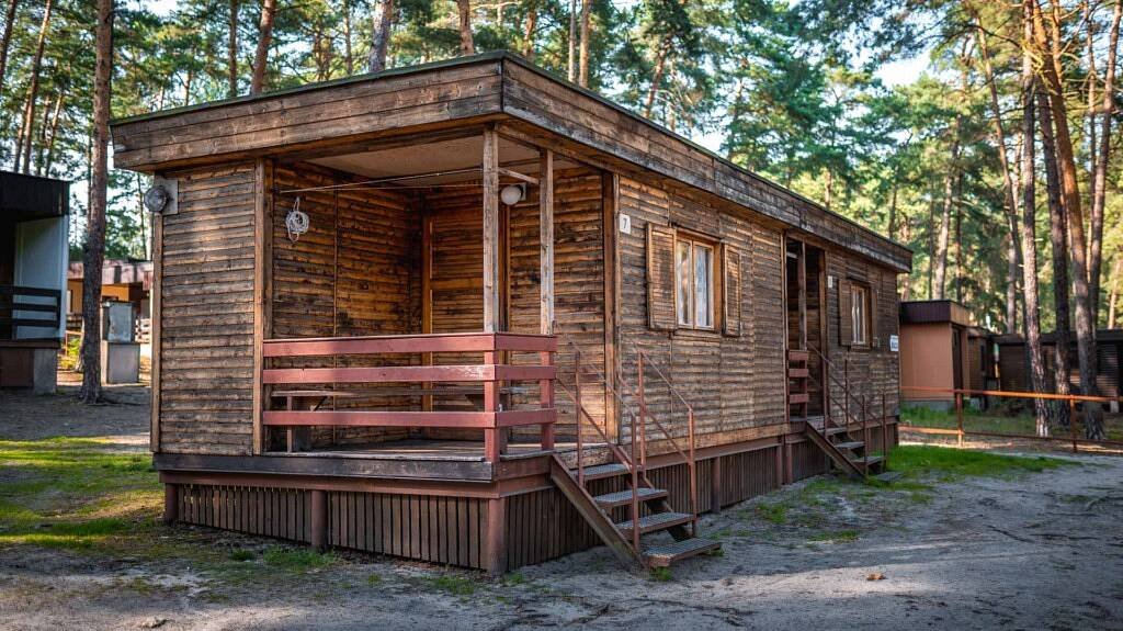 ubytování Provodínská pískovna - chatka u vody - Staré Splavy