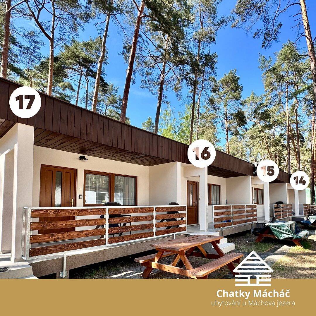 ubytování Provodínská pískovna - chatka u vody - Staré Splavy