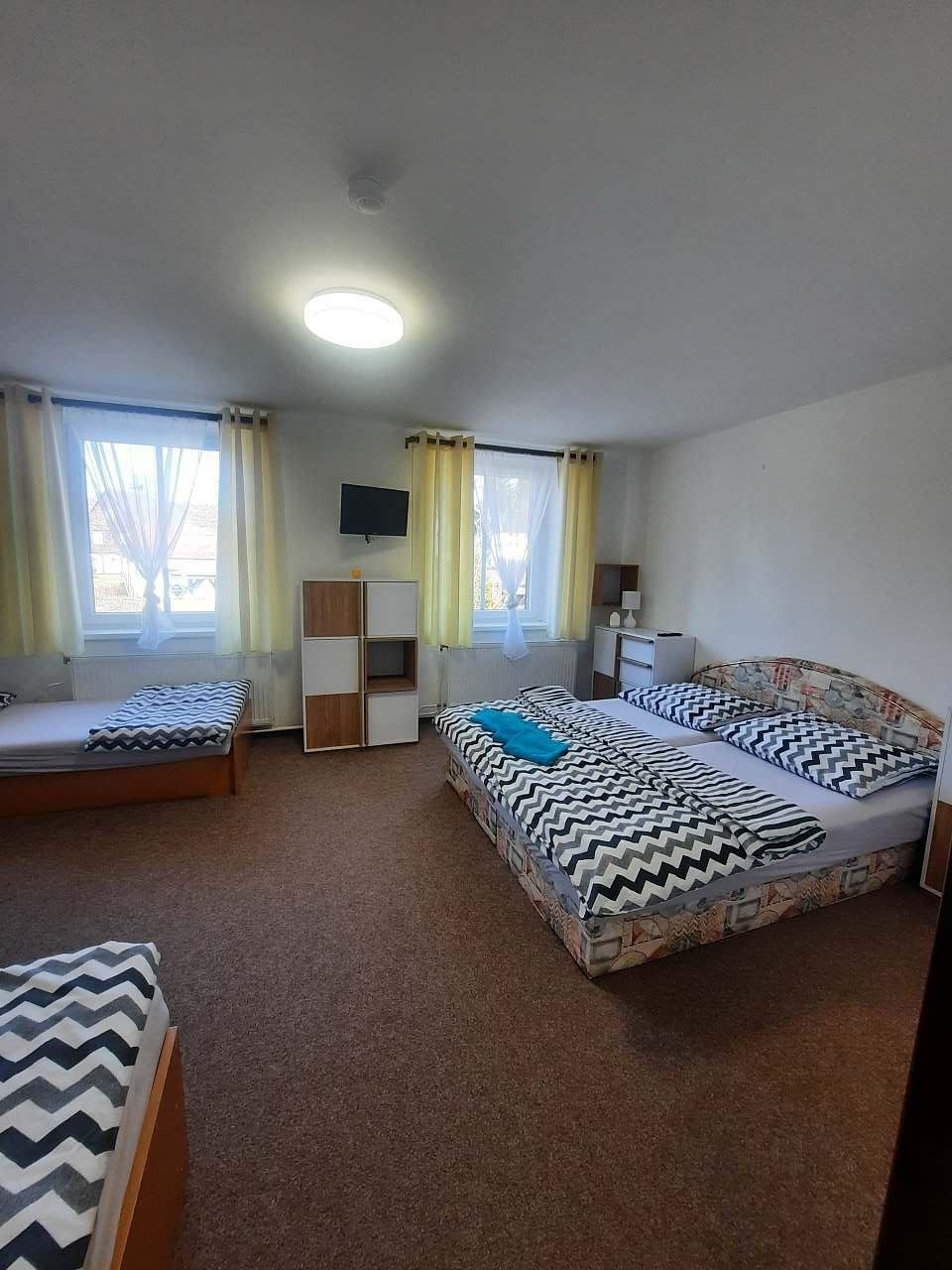 Čtyřlůžkový pokoj s vlastní koupelnou