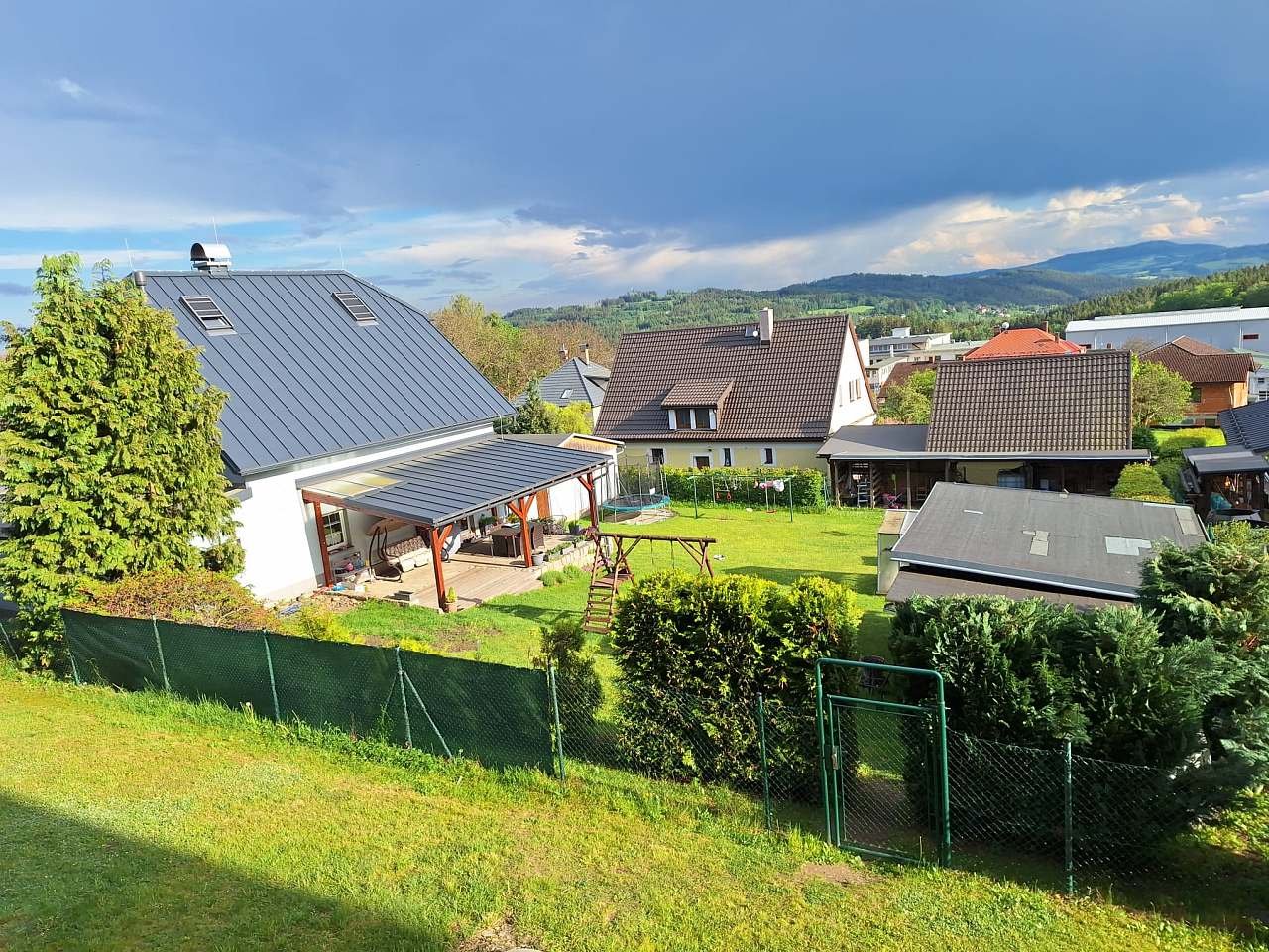 Dvouložnicový apartmán Sluníčko - výhled z obývacího pokoje