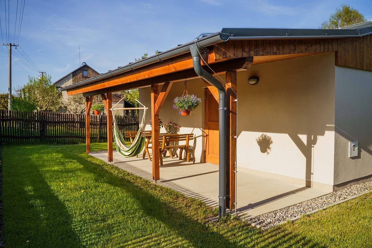 dvoupokojový bungalov terasa