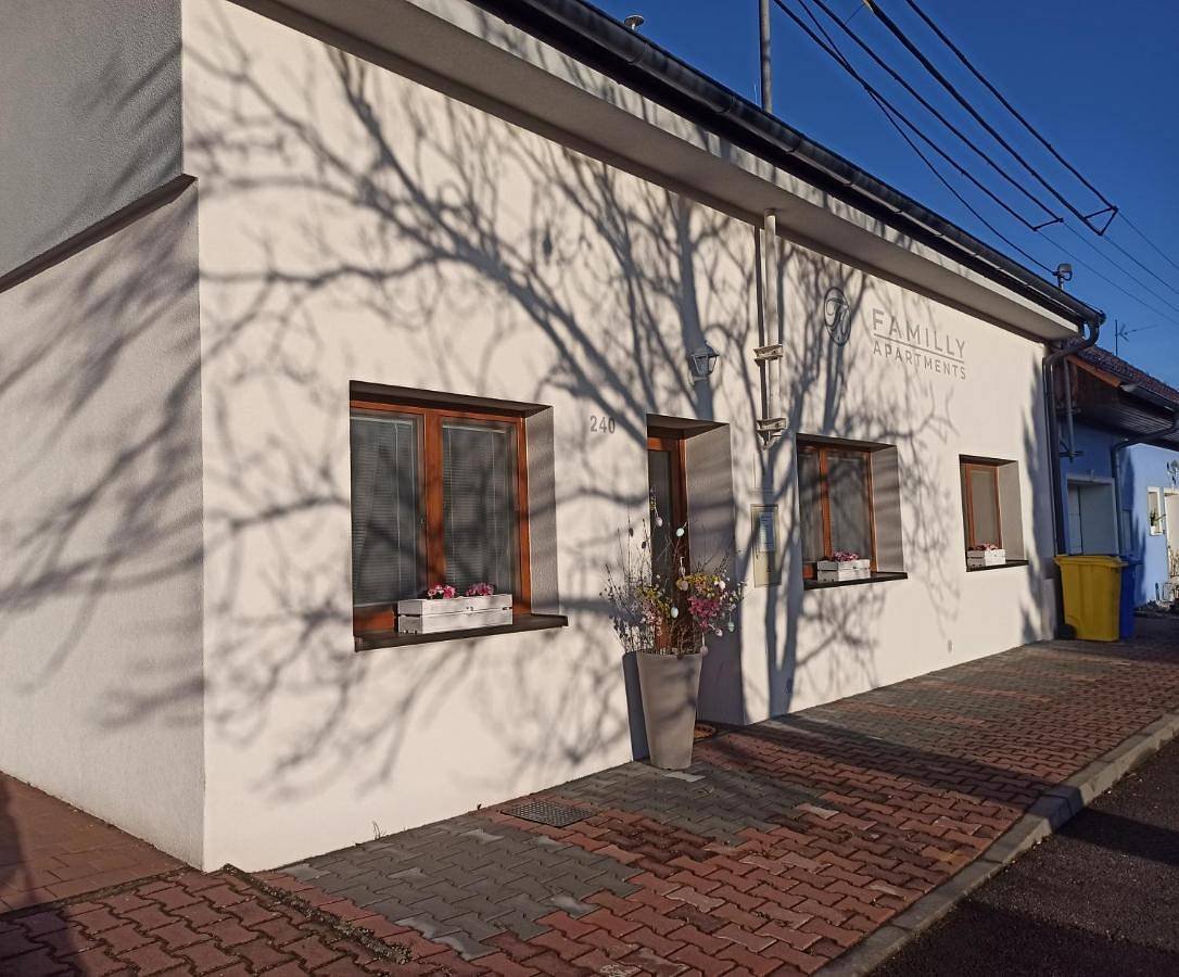 Familly Apartmens - Dolní Dunajovice - Jižní Morava