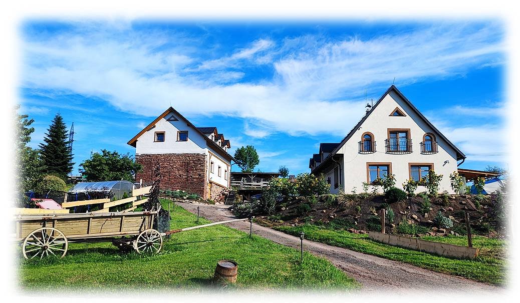 Apartmány na statku - Červený Kostelec - Východní Čechy