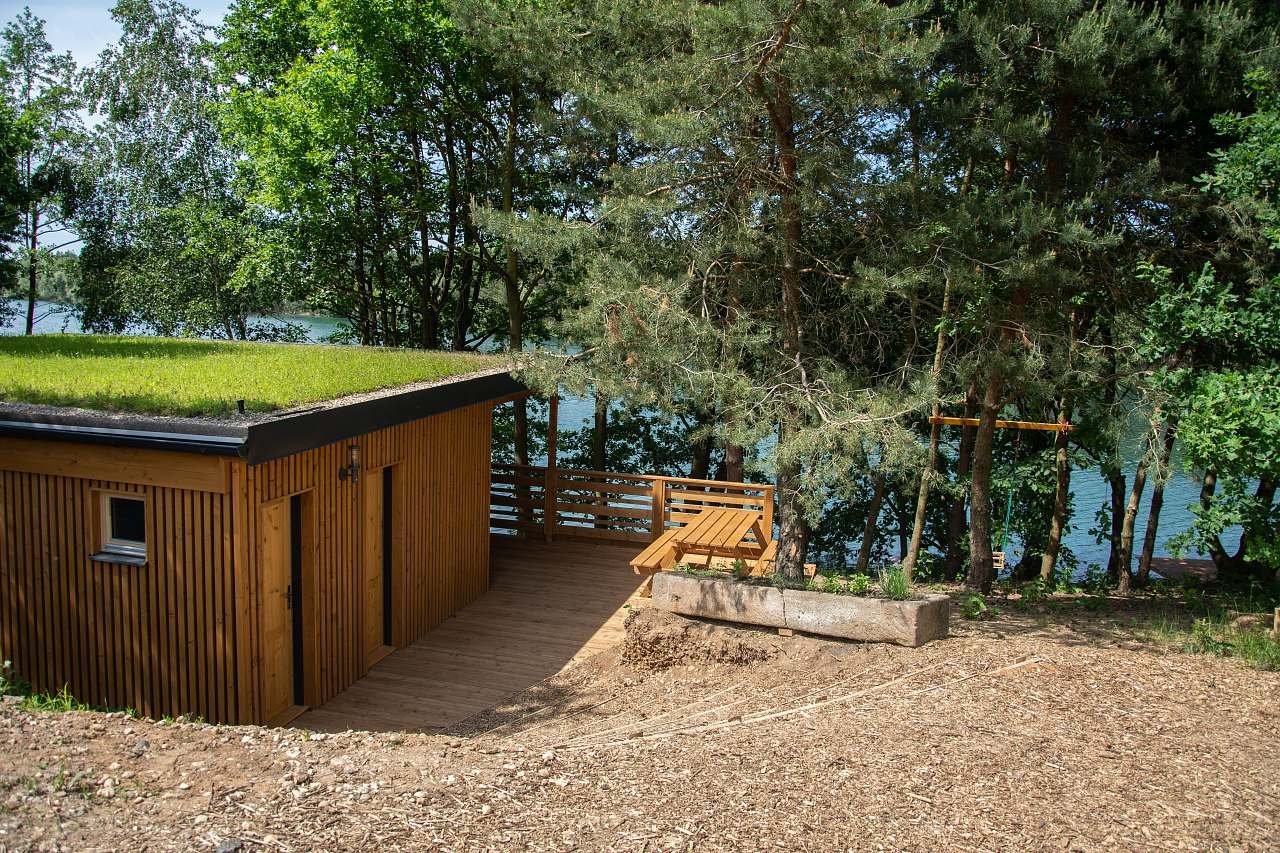 k dispozici pro ubytované je bylinkový záhon