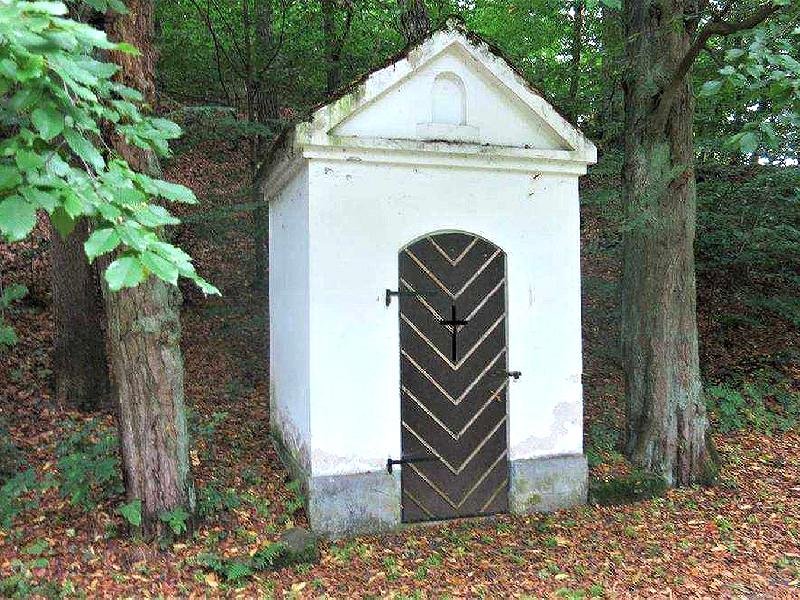 kaplička v Palackého ulici