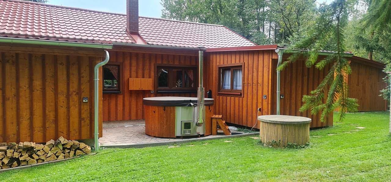 Koupací sud s vířivkou