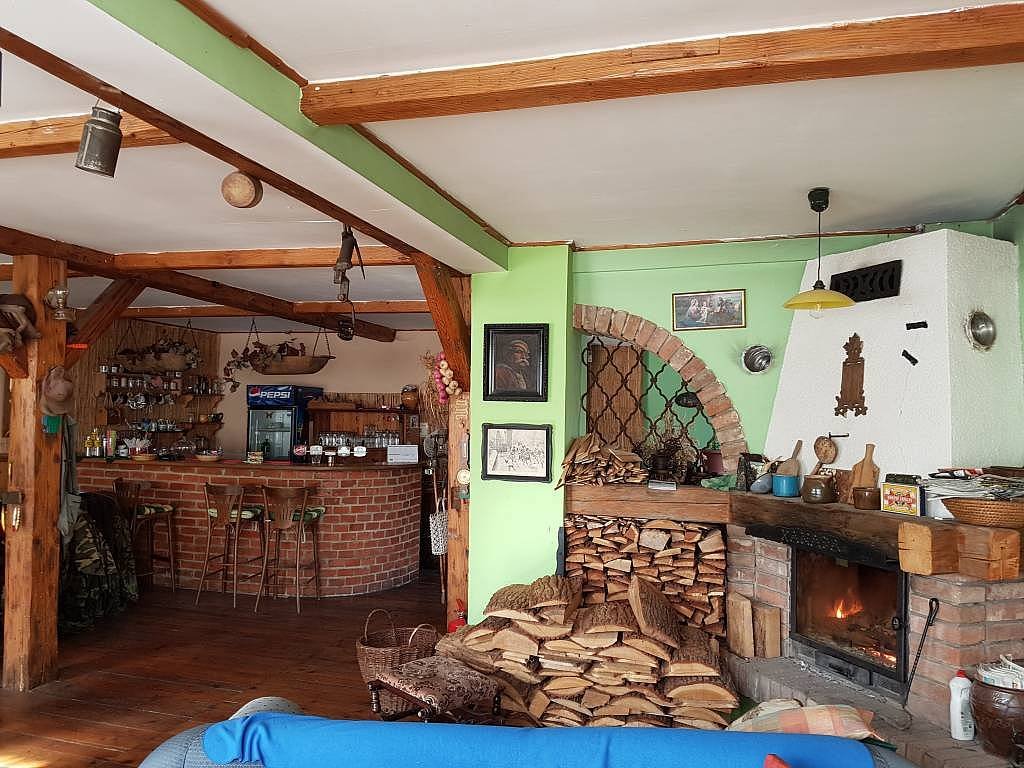 KRB VE SPOLEČENSKÉ MÍSTNOSTI