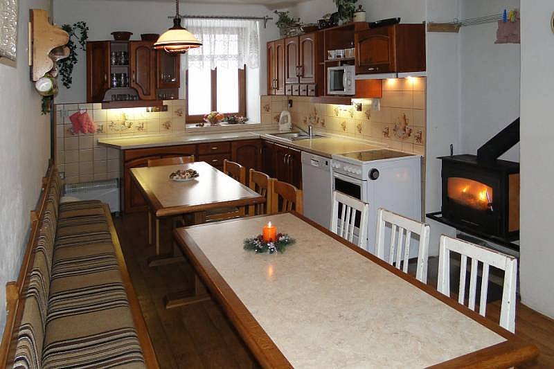 Kuchyň s jídelním koutem