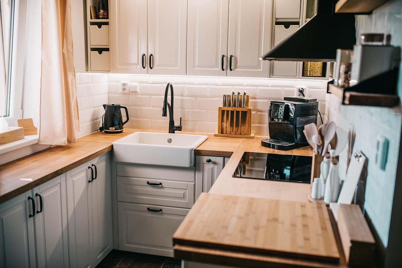 PŘÁTELÉ - vinný sklep - Drnholec - Jižní Morava