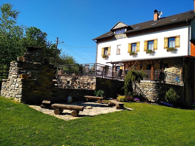 Mlýn pod lesem chalupa Štědrákova Lhota