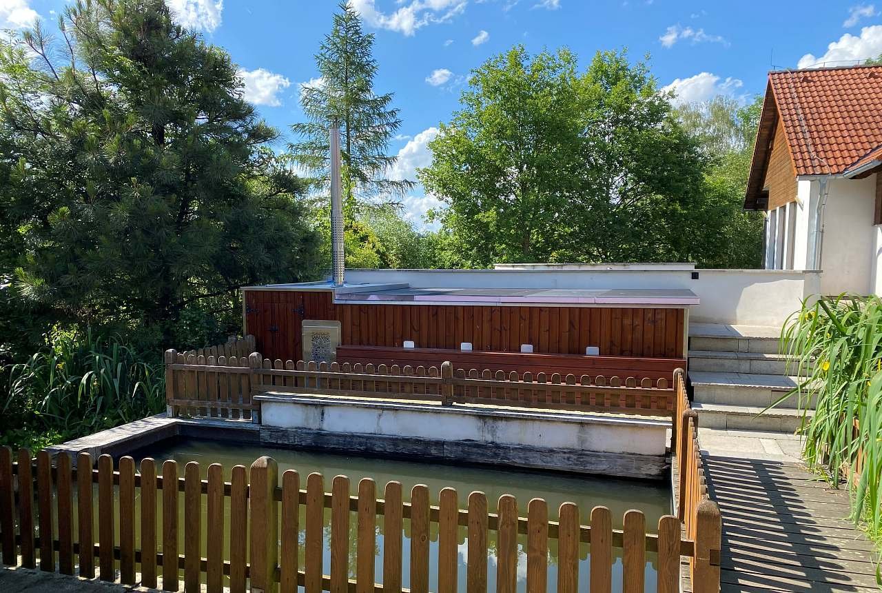 Nová vyhřívaná vířivka 5*2,5m