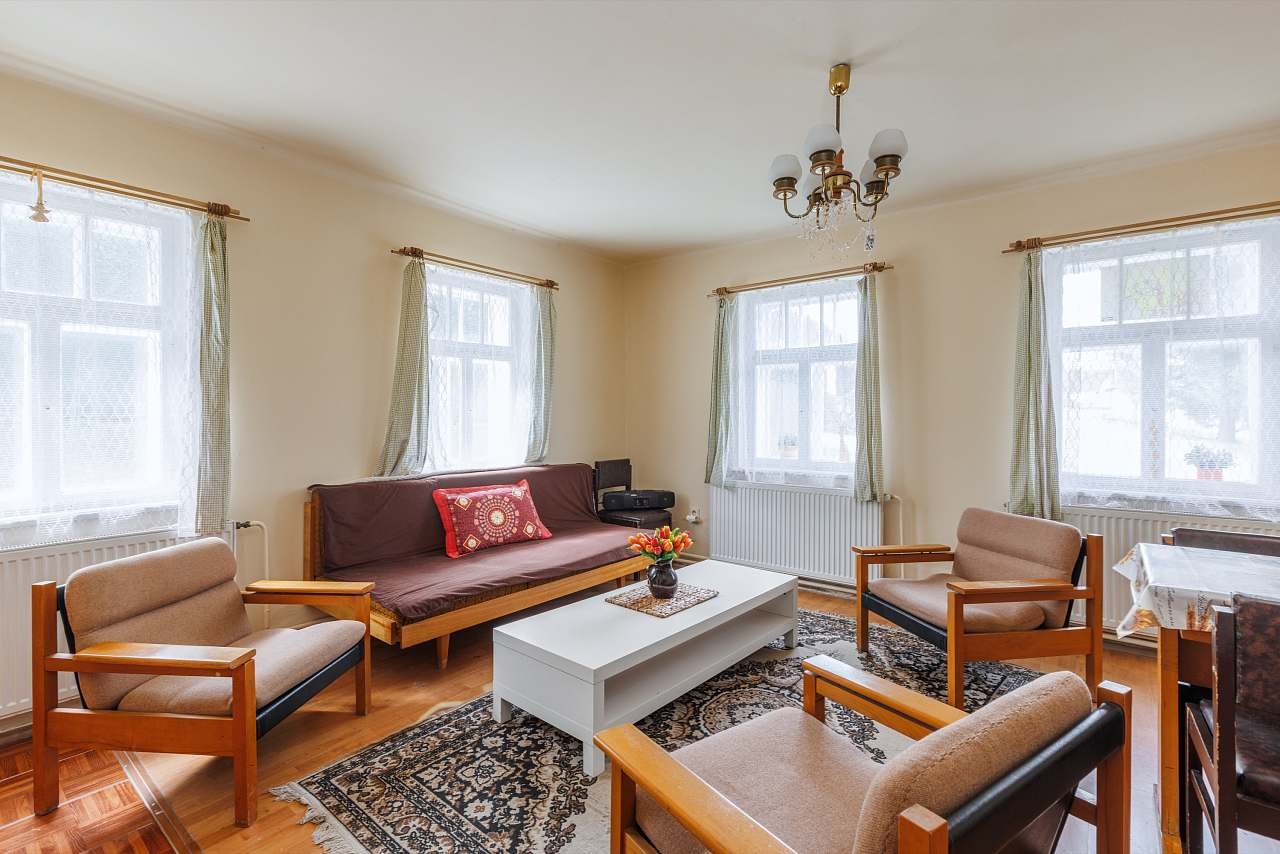 Obývací pokoj a kuchyně