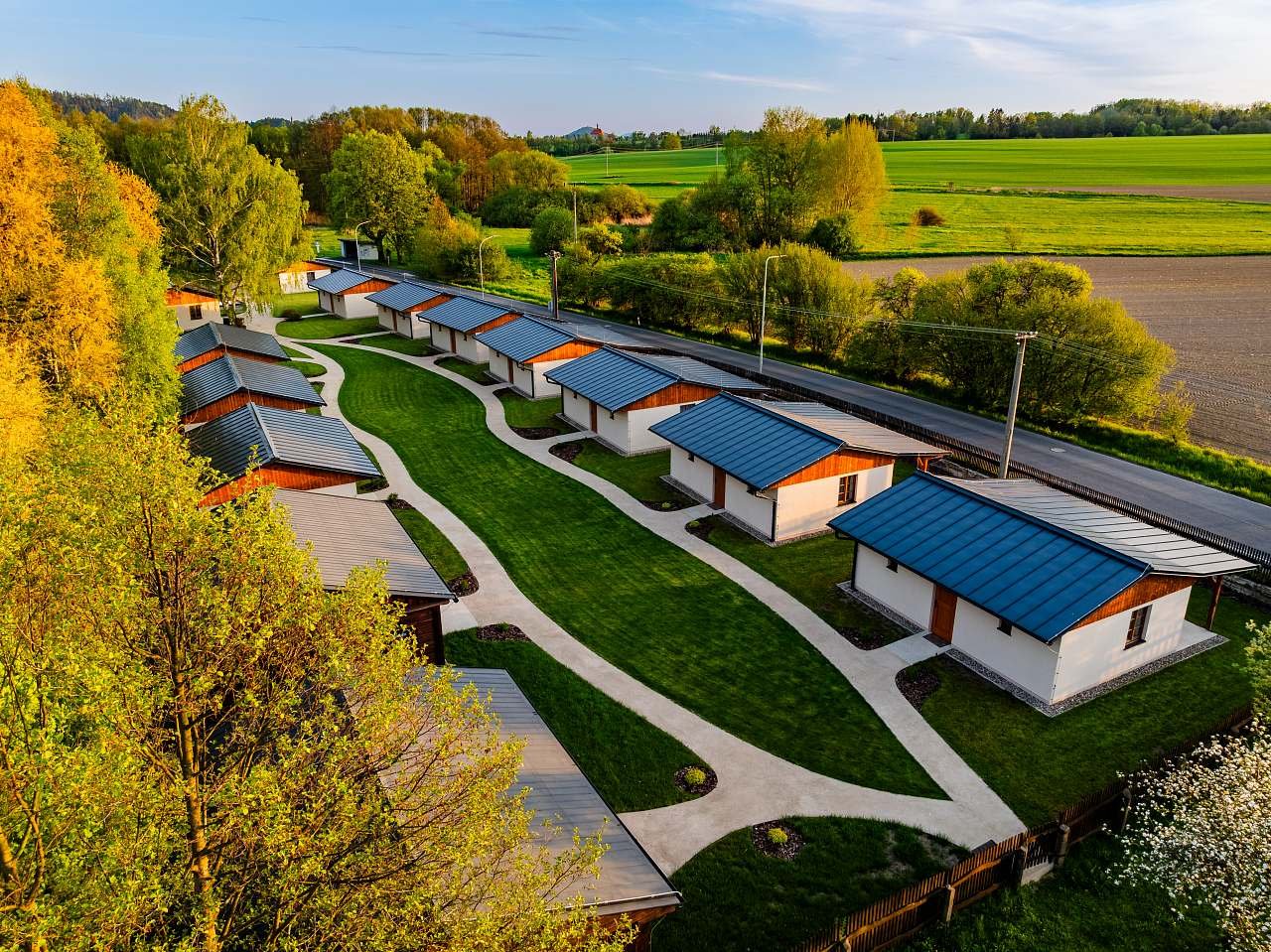 ubytování Radvanecký rybník - chatka u vody - Radvanec