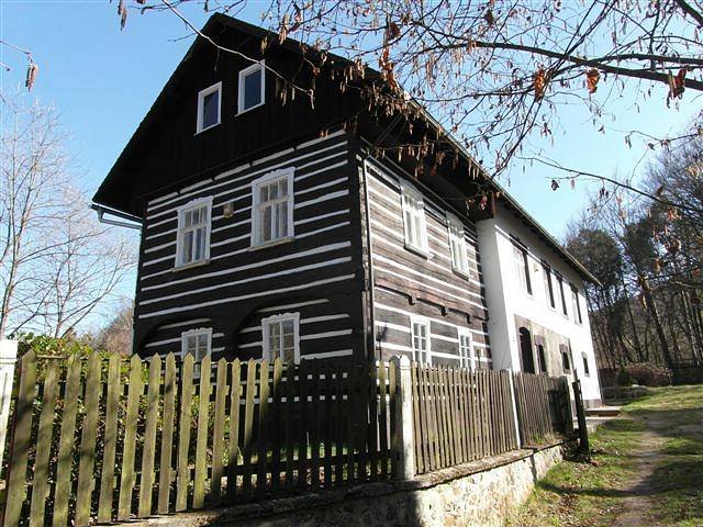 Roubenka nad řekou Noviny pod Ralskem