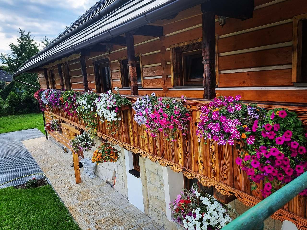 Roubenka U Lesní školky - Okna - Okolí Prahy