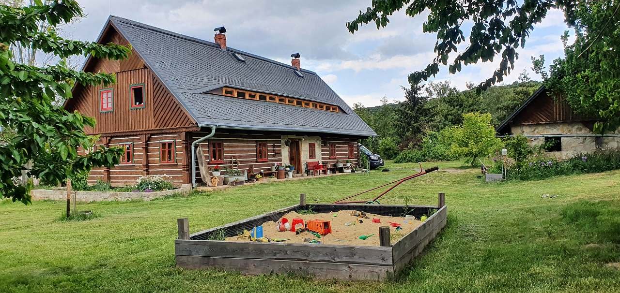 Roubenka U Oli Chlum