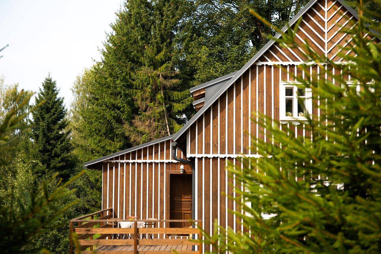 Roubenka u studánky Tanvald