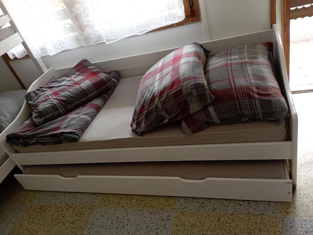 rozkládací dvoulůžko