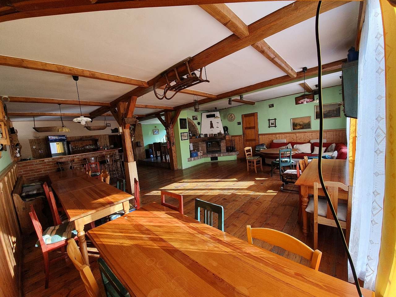 SPOLEČENSKÁ MÍSTNOST